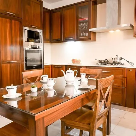 Mediterranean Villa *